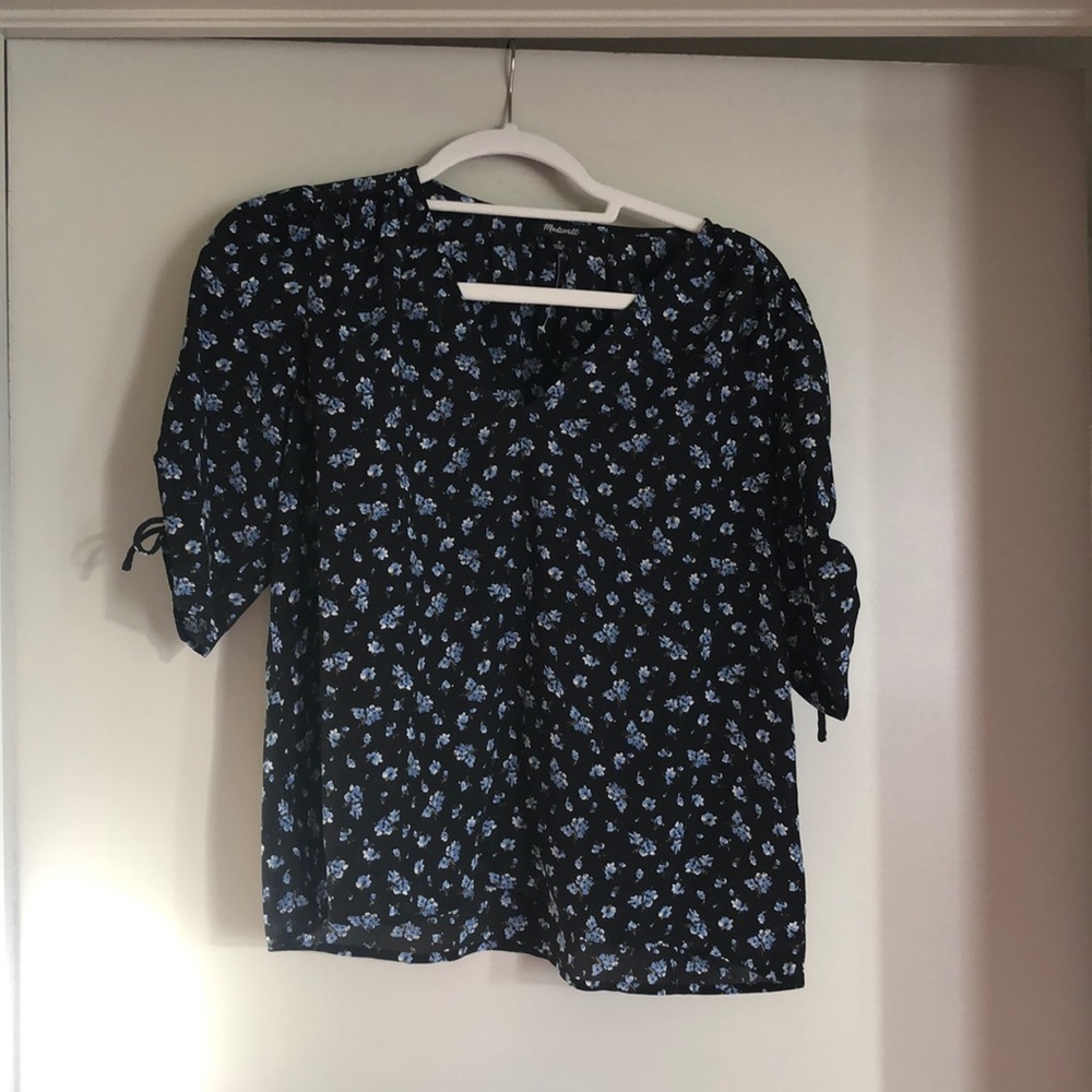 Madewell blue & black floral blouse